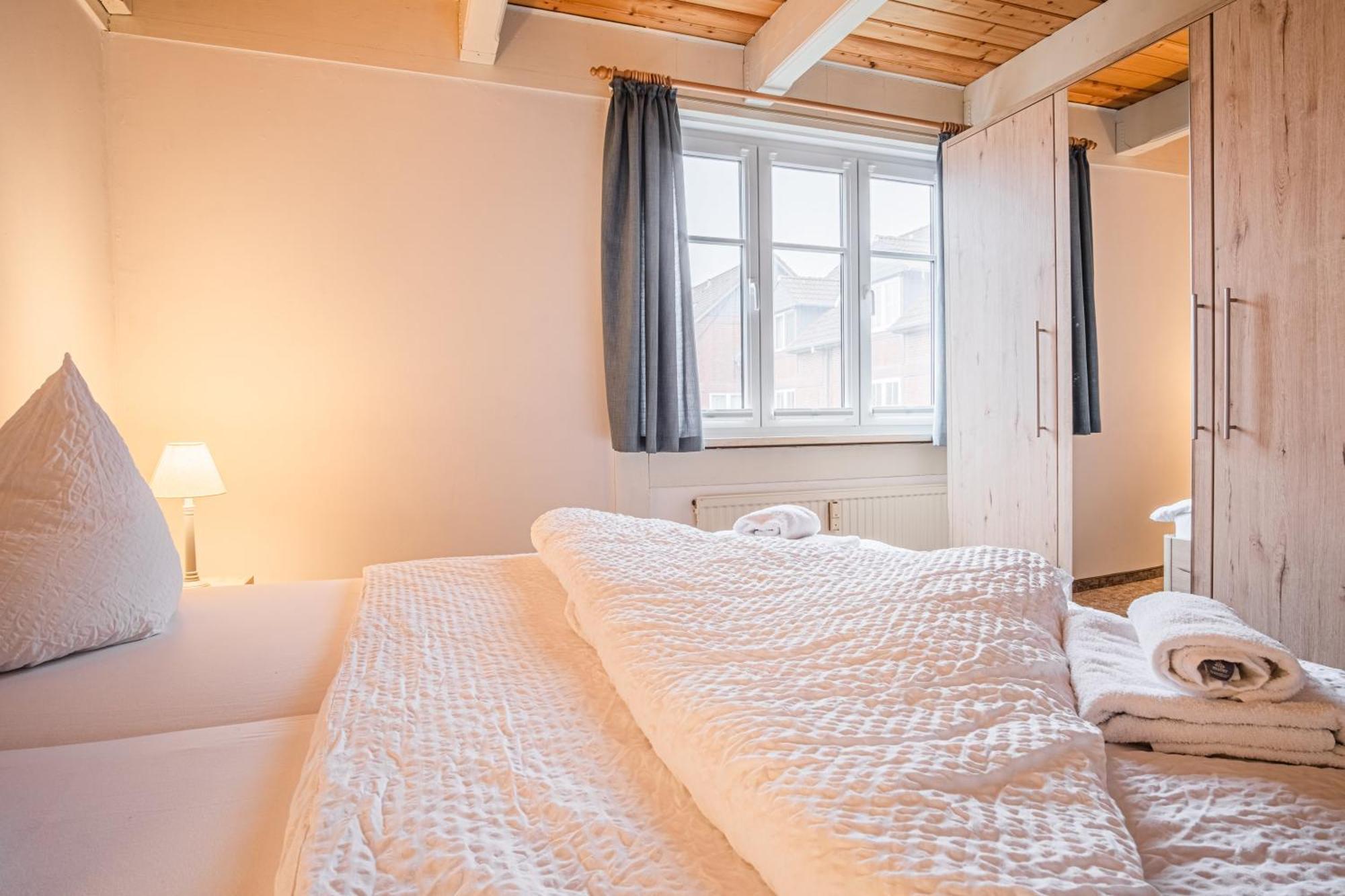 Haus Moewe Apartment Пелворм Екстериор снимка